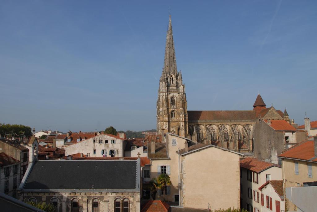 Temporesidence Cathedrale Baiona Exterior foto